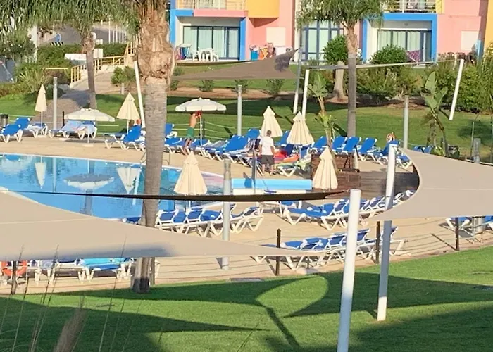 Penthouse 160sqm Wide Terraces Pool View & Private Hot Tub & Parking Апартаменты *