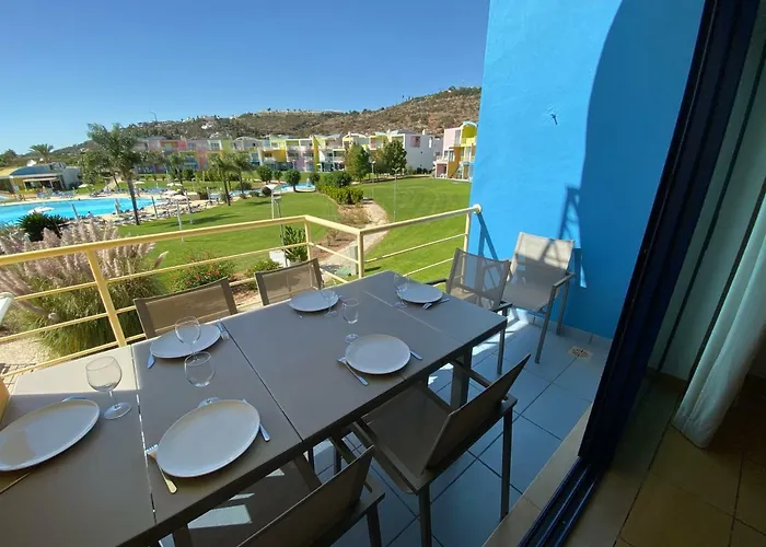 Penthouse 160sqm Wide Terraces Pool View & Private Hot Tub & Parking Албуфейра