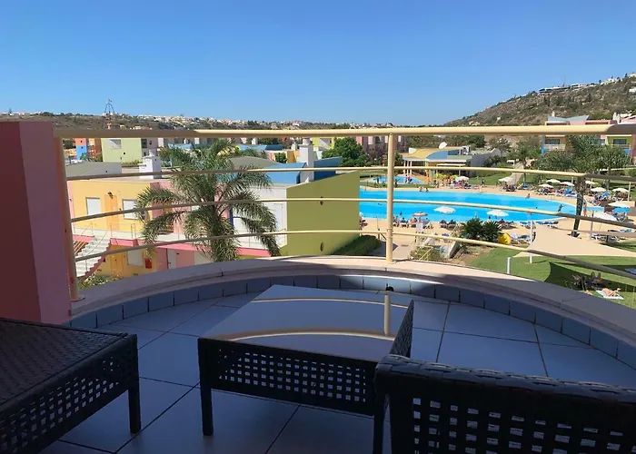 Appartement Penthouse 160sqm Wide Terraces Pool View & Private Hot Tub & Parking Albufeira