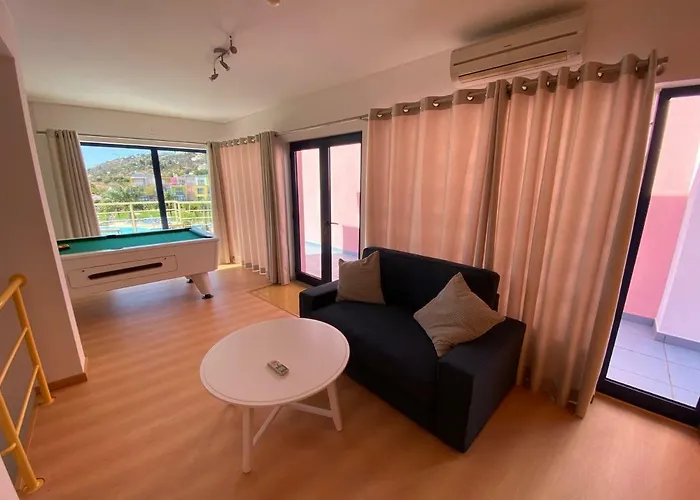 Penthouse 160sqm Wide Terraces Pool View & Private Hot Tub & Parking Appartement *